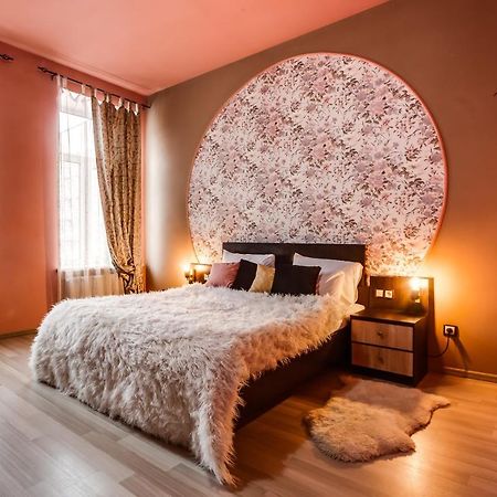 Апартаменти В Центрі Львова Leópolis Exterior foto